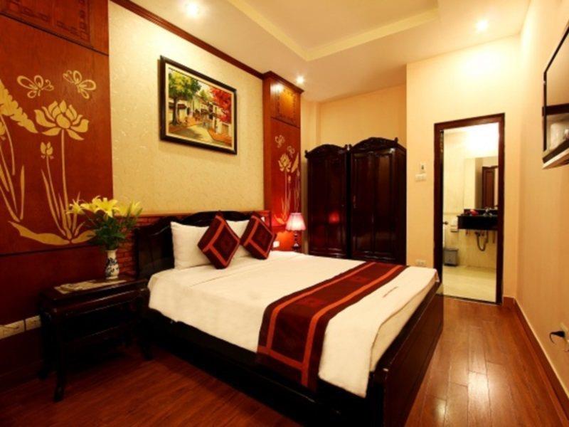 Hanoi Eclipse Luaran gambar