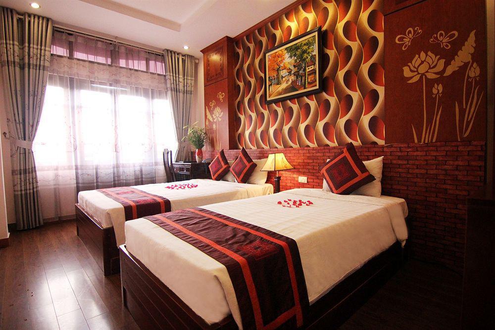 Hanoi Eclipse Luaran gambar